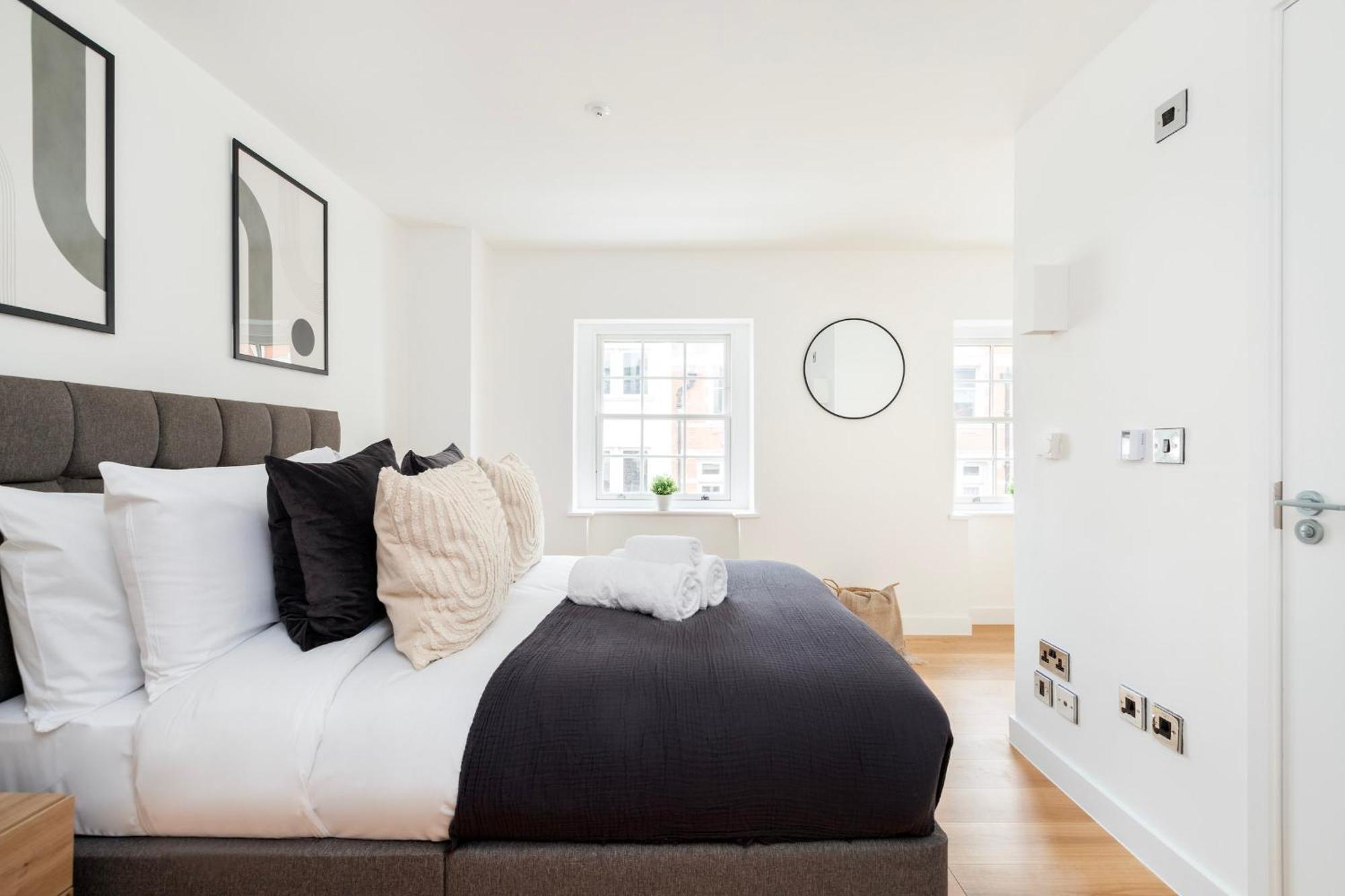 Fitzrovia & Soho - 2Br With Balcony - Cityapartmentstay Londres Exterior foto