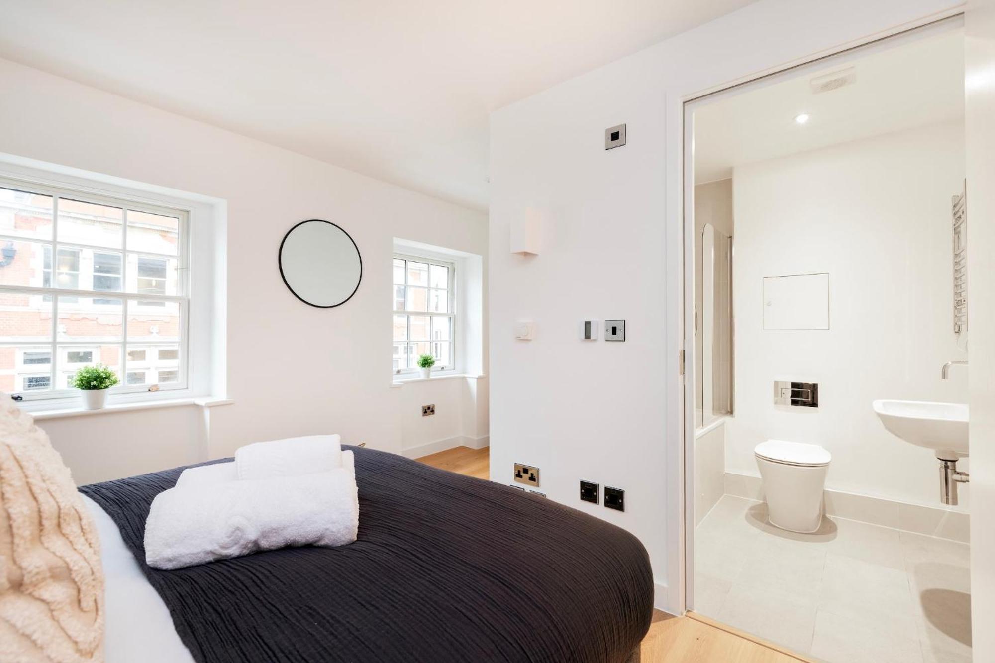 Fitzrovia & Soho - 2Br With Balcony - Cityapartmentstay Londres Exterior foto