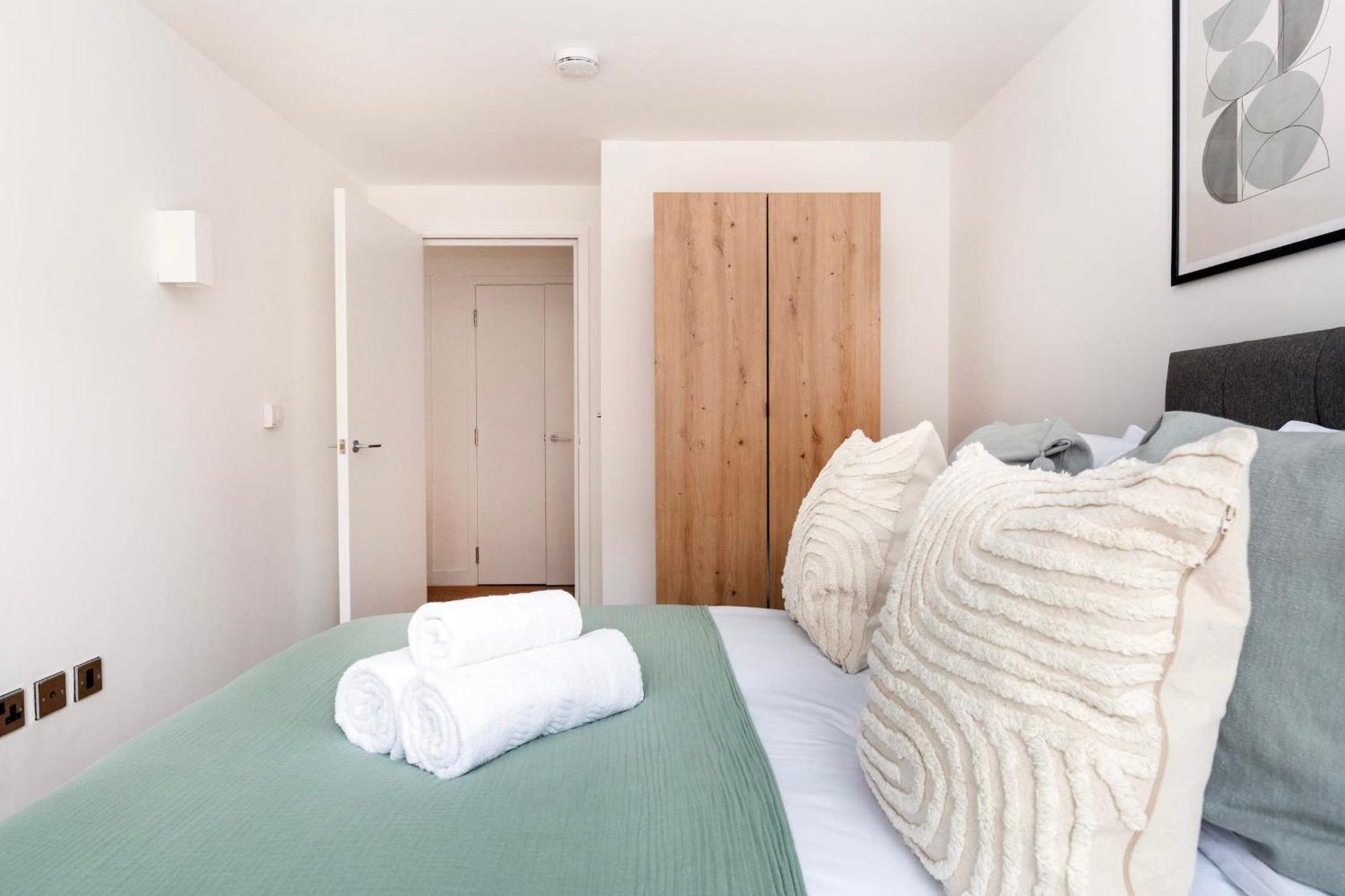 Fitzrovia & Soho - 2Br With Balcony - Cityapartmentstay Londres Exterior foto
