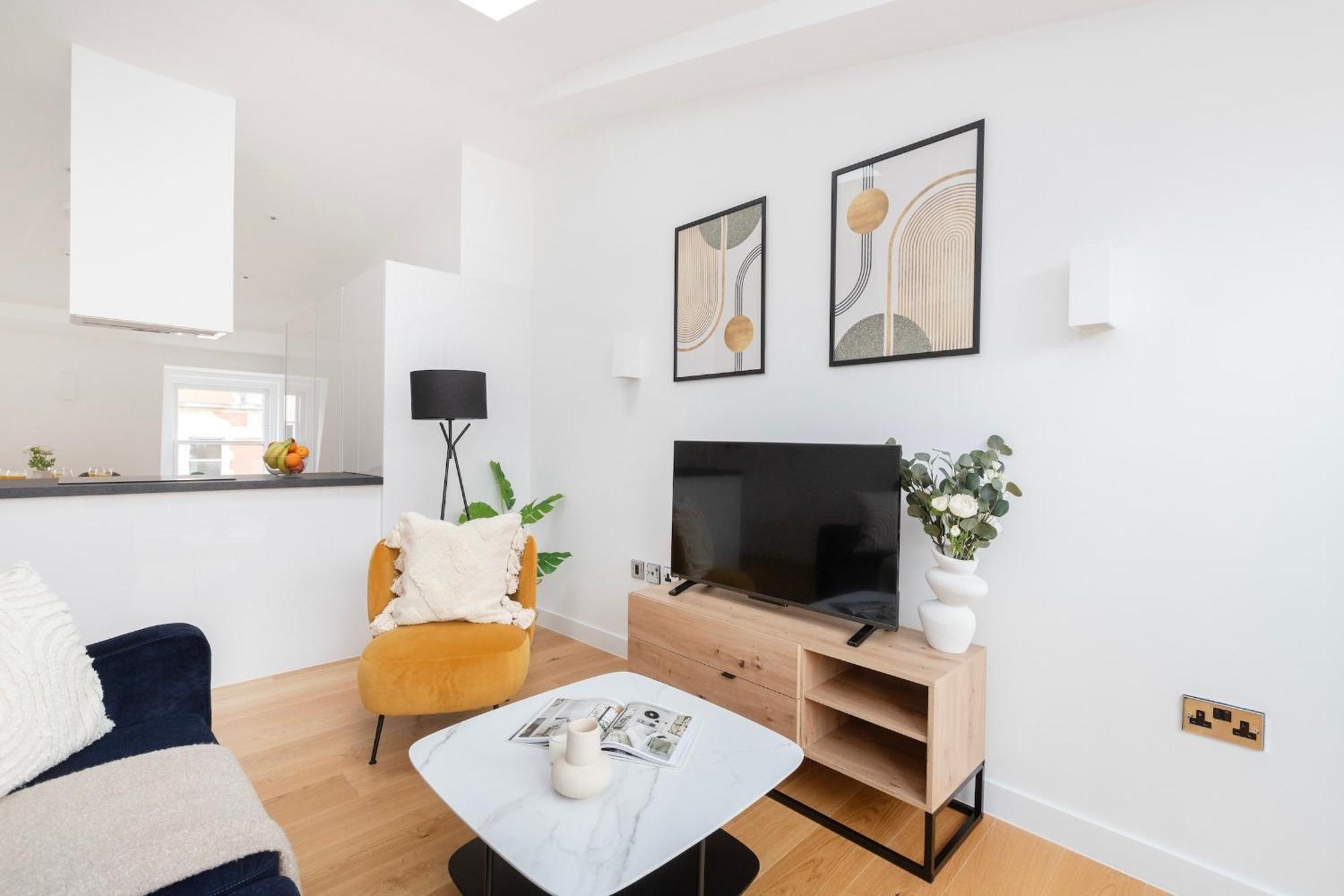 Fitzrovia & Soho - 2Br With Balcony - Cityapartmentstay Londres Exterior foto
