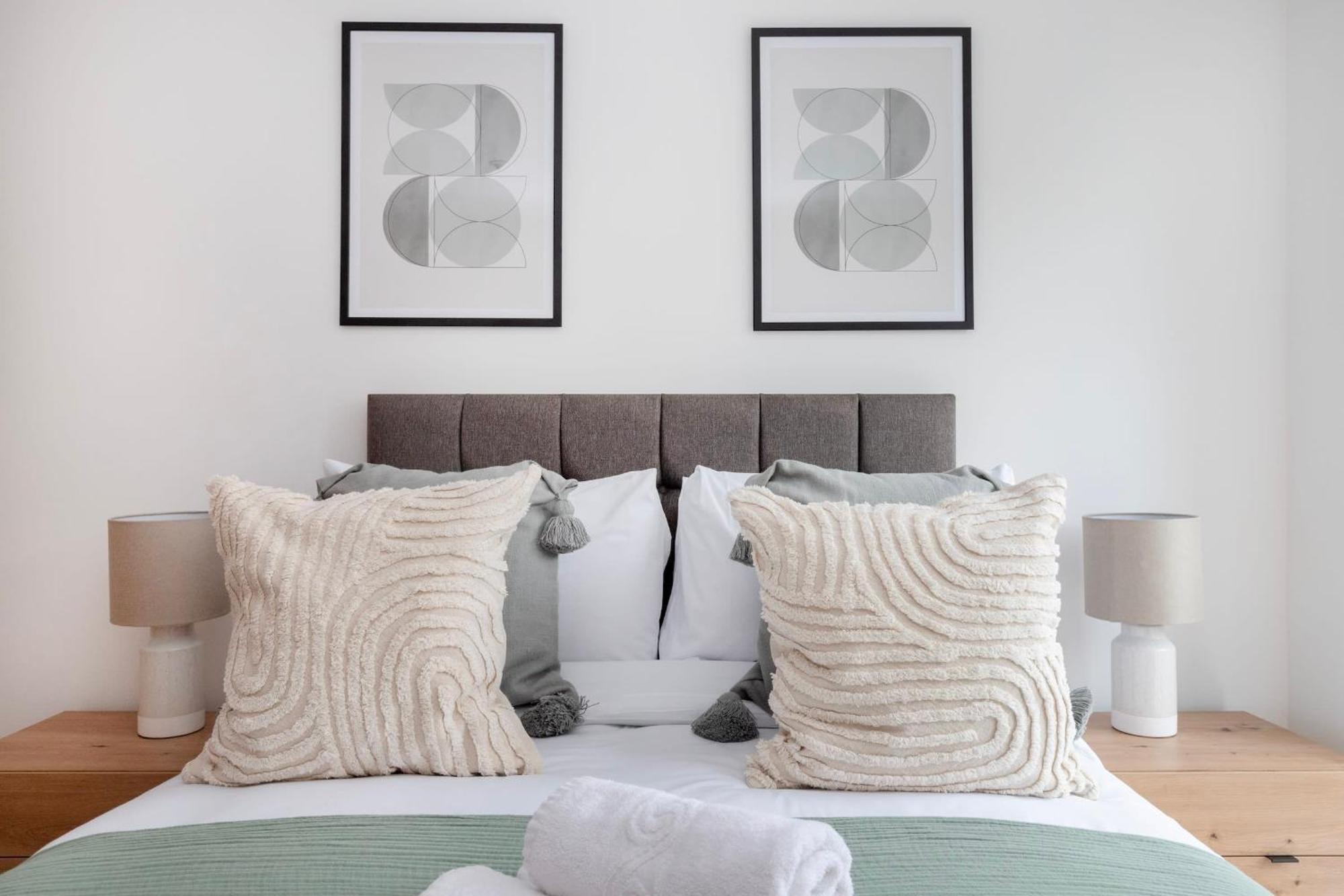 Fitzrovia & Soho - 2Br With Balcony - Cityapartmentstay Londres Exterior foto